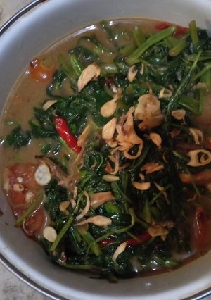 Foto resep Oseng Kangkung asem pedas