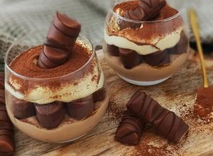 Une photo de Tiramisu kinder Bueno