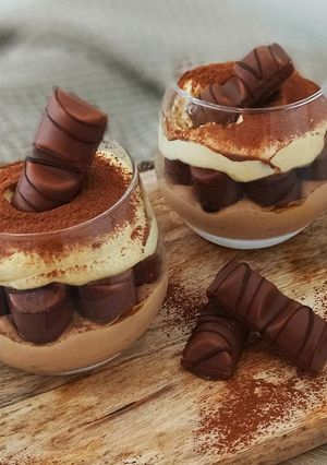 Une photo de Tiramisu kinder Bueno