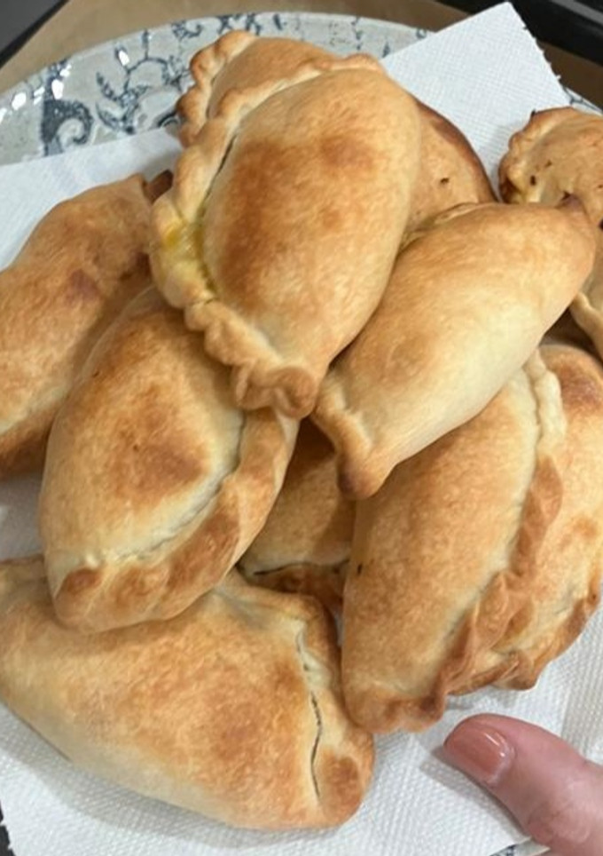 Una foto de Empanada de pollo Argentina