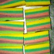 Bolu kukus Rainbow putih telur