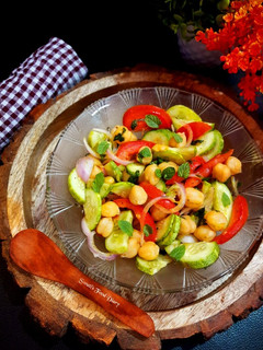 A picture of Healthy Protein Salad.