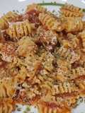 Radiatori en salsa Amatriciana