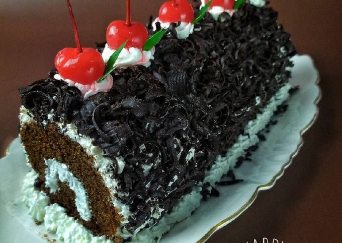 Resep Black Forest Roll Cake yang Sempurna