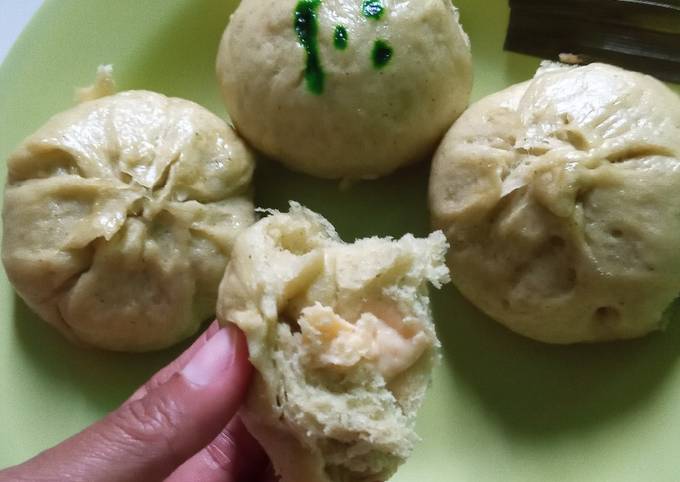 Pao kangkung isi keju coklat ikan