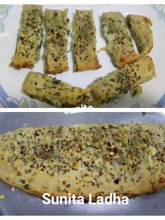 चीजी गार्लिक ब्रेड(Cheesy garlic bead recipe in Hindi) रेसिपी मुख्य फोटो