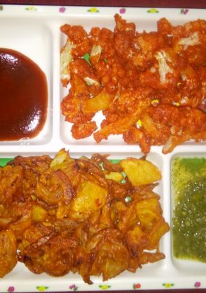 A picture of Mix veg fritters.