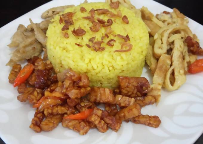 Nasi Kuning Simple Magic Com