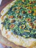 Quiche ze szpinakiem i oliwkami (kisz)