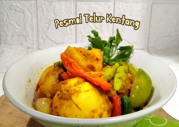 Resep Isi Piringku Pesmol Telur Kentang Oleh Ati Dewanthi Cookpad 6041