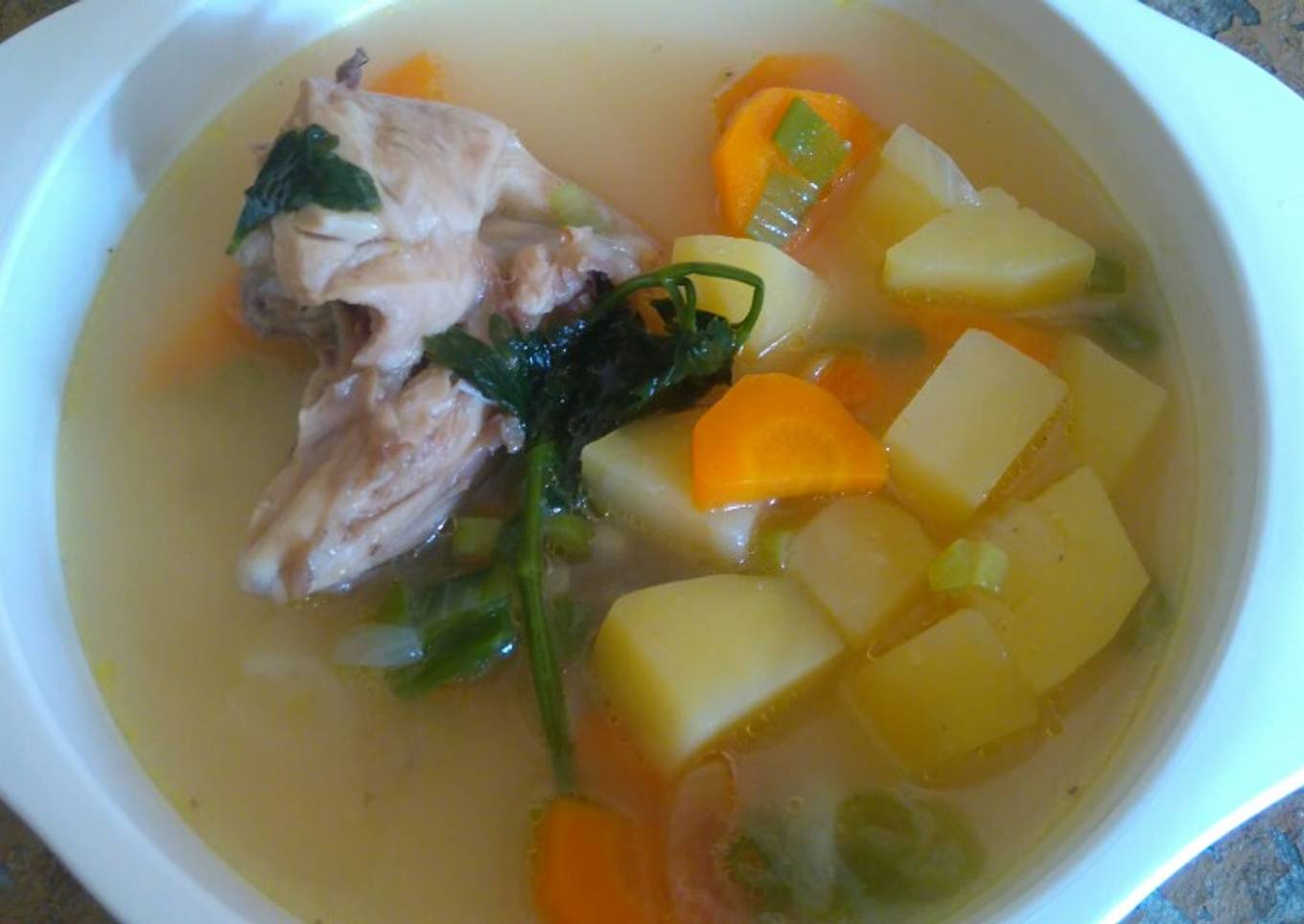 Sup ayam kampung (mpasi +1th)