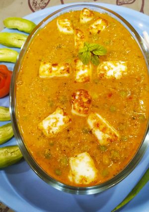 मटर पनीर मसाला (Matar Paneer Masala recipe in hindi) रेसिपी मुख्य फोटो