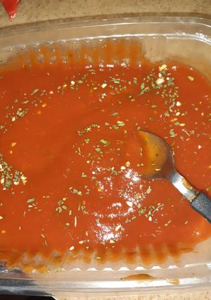 Una foto de Preparación de salsa de tomate, rápido, económico y sencillo