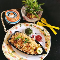 A picture of Chinese fried rice schezwan fried rice.