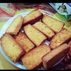 A picture of Cake rusk.
