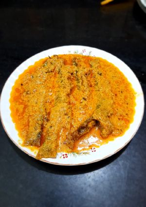 সর্ষে পোস্ত দিয়ে পার্শে মাছের ঝাল (sorshe posto diye parshe macher jhal recipe in Bengali) রেসিপির প্রধান ছবি