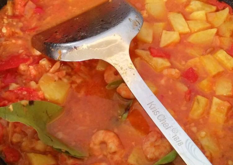 Bagaimana Menyiapkan Balado kentang udang yang Menggugah Selera