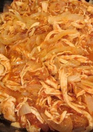 Una foto de Tinga de Pollo 🍲