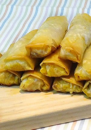 Foto principal de Rollitos crujientes de pollo con verduras