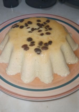 Una foto de Flan de guineo sin azúcar