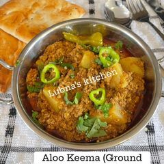 A picture of Aloo Keema (Ground Beef and Potato Curry):.