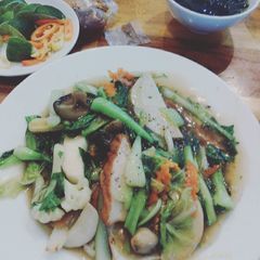 A picture of Stir fried vegetable in season 2.