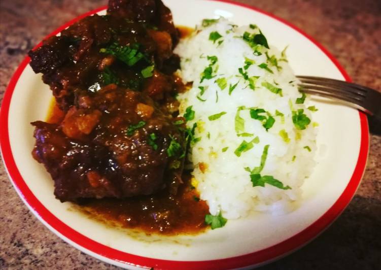 Rabo de toro en salsa 🐂