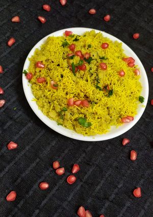સેવ ખમણી (Sev Khamani Recipe In Gujarati) રેસીપી મુખ્ય ફોટો