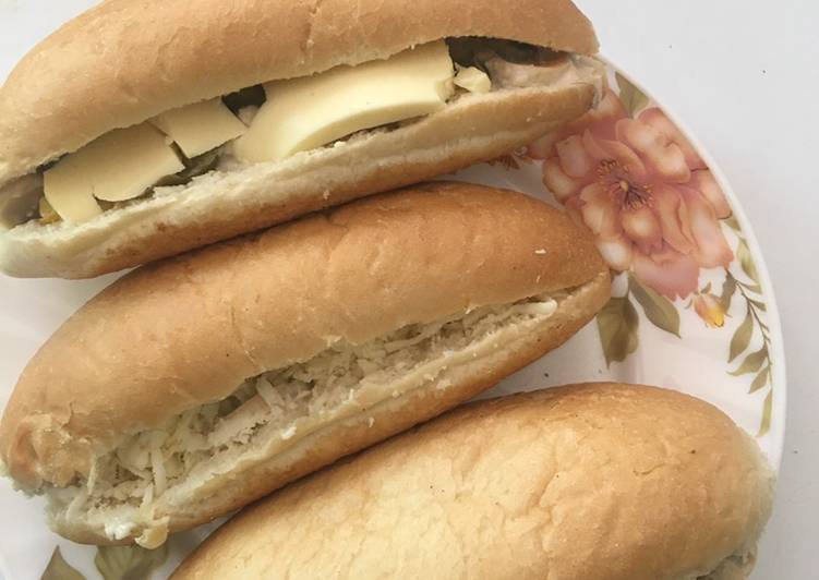 سندويشات دجاج بالفطر والكريمه