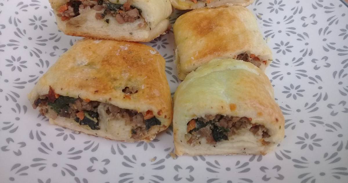 Pies with spinach & mince Recipe by virginia - Cookpad