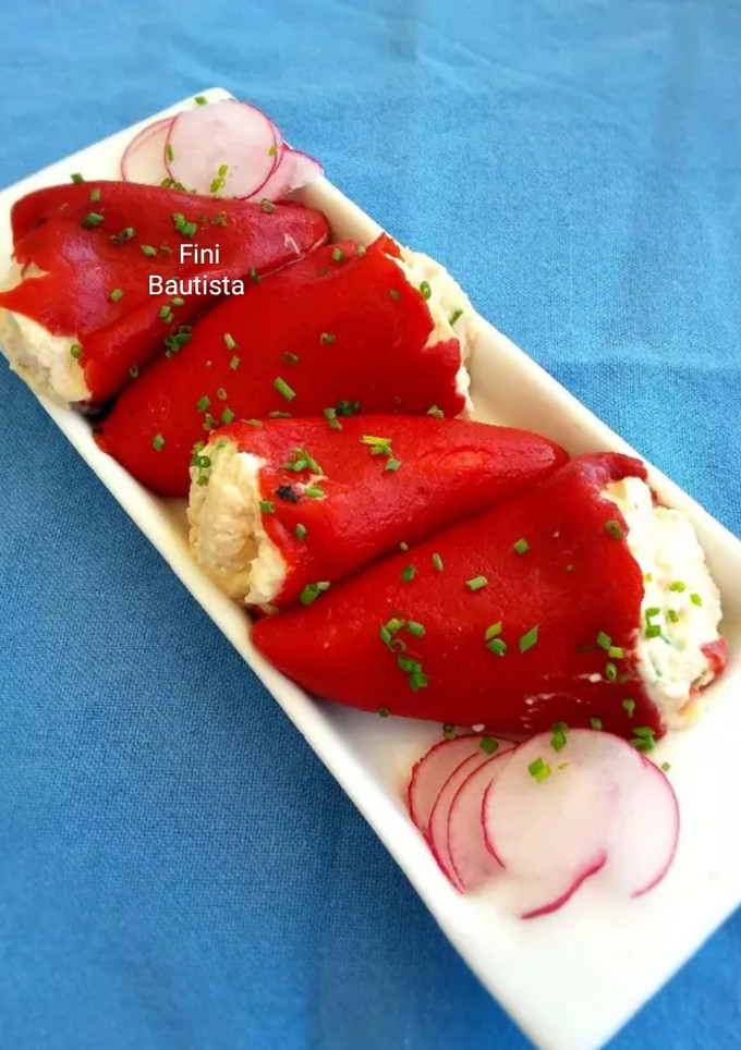 Una foto de Pimientos de piquillo rellenos de jamón york