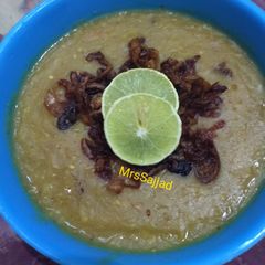A picture of Haleem.