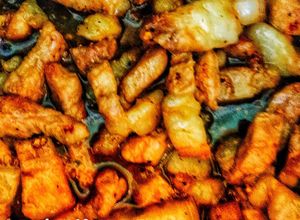 Hình của món Ba rọi kho tiêu.