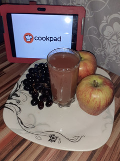 A picture of Apple & Grapes juice.