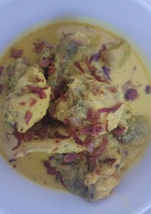Foto resep Ayam dan Ceker Lodeh / Ayam kuah kuning