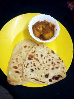 আলুর দম ও পরোটা (aloor dum o parota recipe in Bengali) রেসিপির প্রধান ছবি
