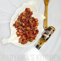 A picture of Hot and sticky Tofu sauce.