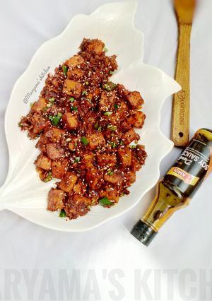 A picture of Hot and sticky Tofu sauce.