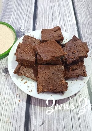 A picture of Amaranth Flour Brownies.