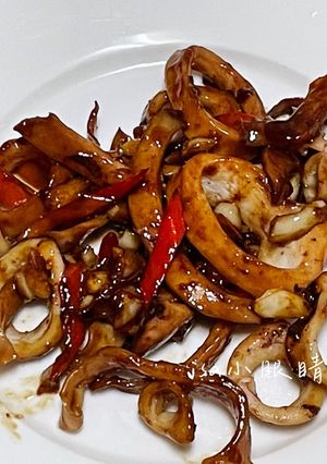 辣椒蒜炒魷魚圈 的食譜成品照片