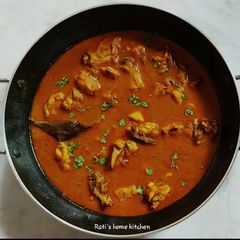 A picture of Chicken butter masala.