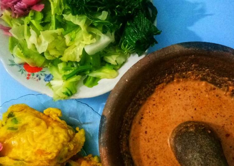 Resep Pecel &amp; mendoan simple Anti Gagal
