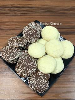 عکسی از دستور کلوچه کنجدی