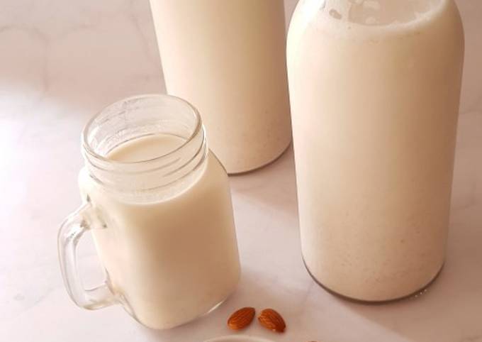 Steps to Prepare Award-winning Homemade Almond Milk 🍶
