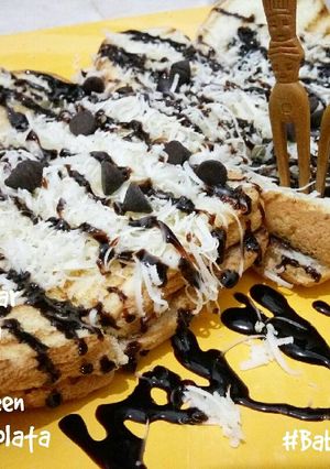 Foto resep Roti bakar, nutella, silverqueen, keju, chocochip colata