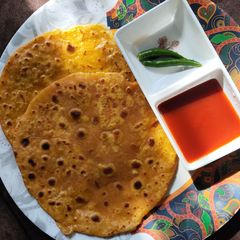 A picture of Gajar-Aloo Paratha.