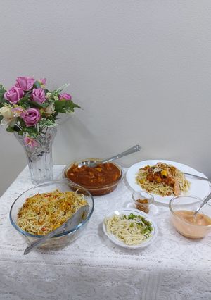 A picture of Singaporean rice noodles.