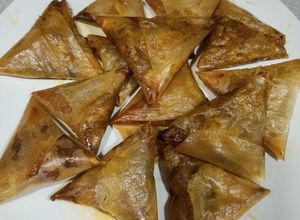 Foto principal de Samosas de Berenjenas, Puerro y Queso