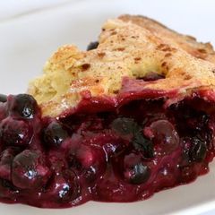 A picture of Blueberry Pie.