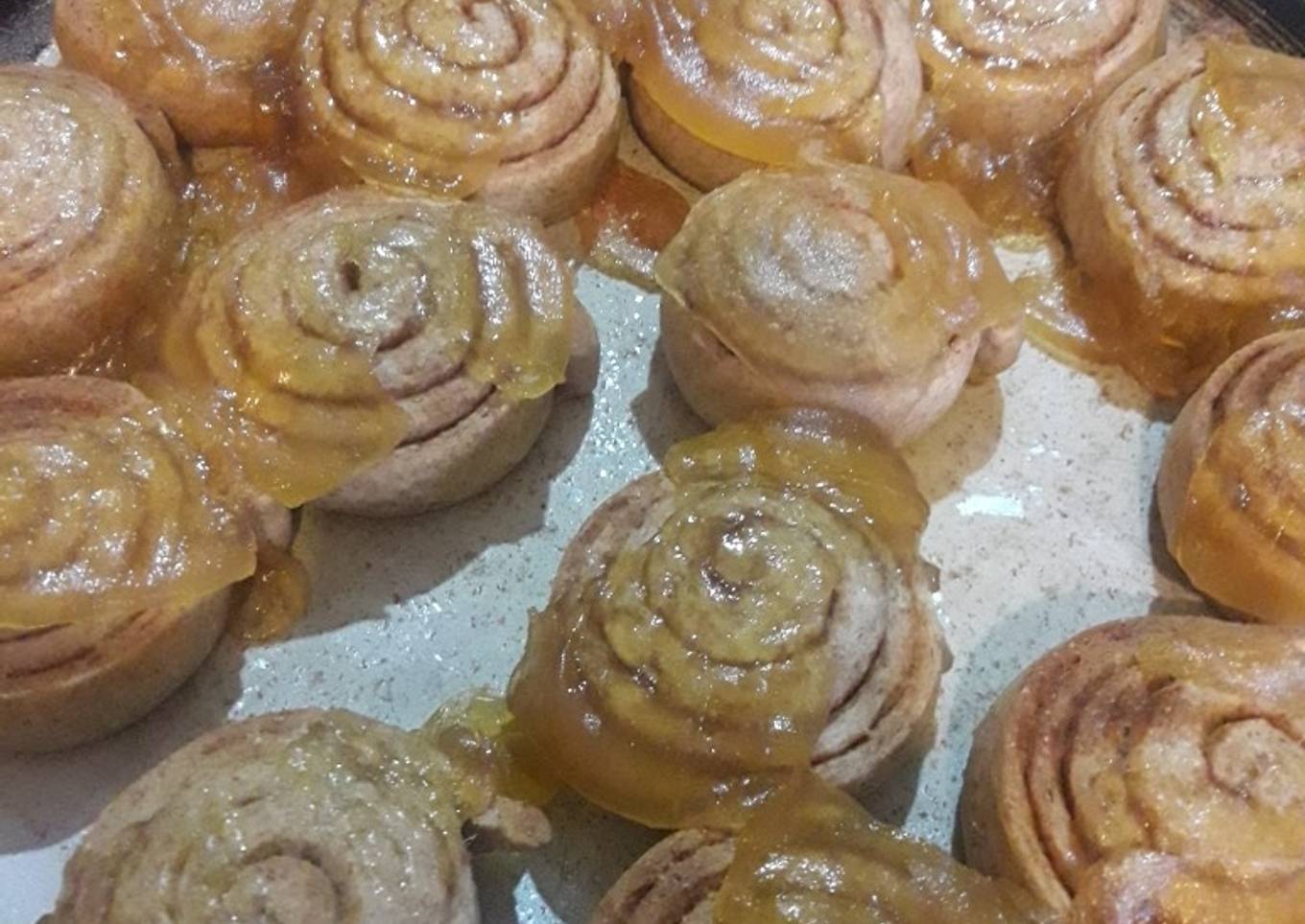 Rolls de harina integral de Canela con dulce de batata